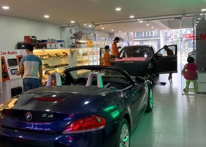 kieng | Kính trước | kiếng trước xe hơi ô tô Bugati giá rẻ new